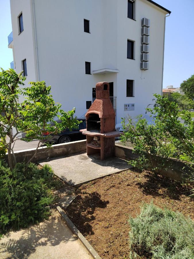 Apartman Karmen Apartment Srima Ngoại thất bức ảnh