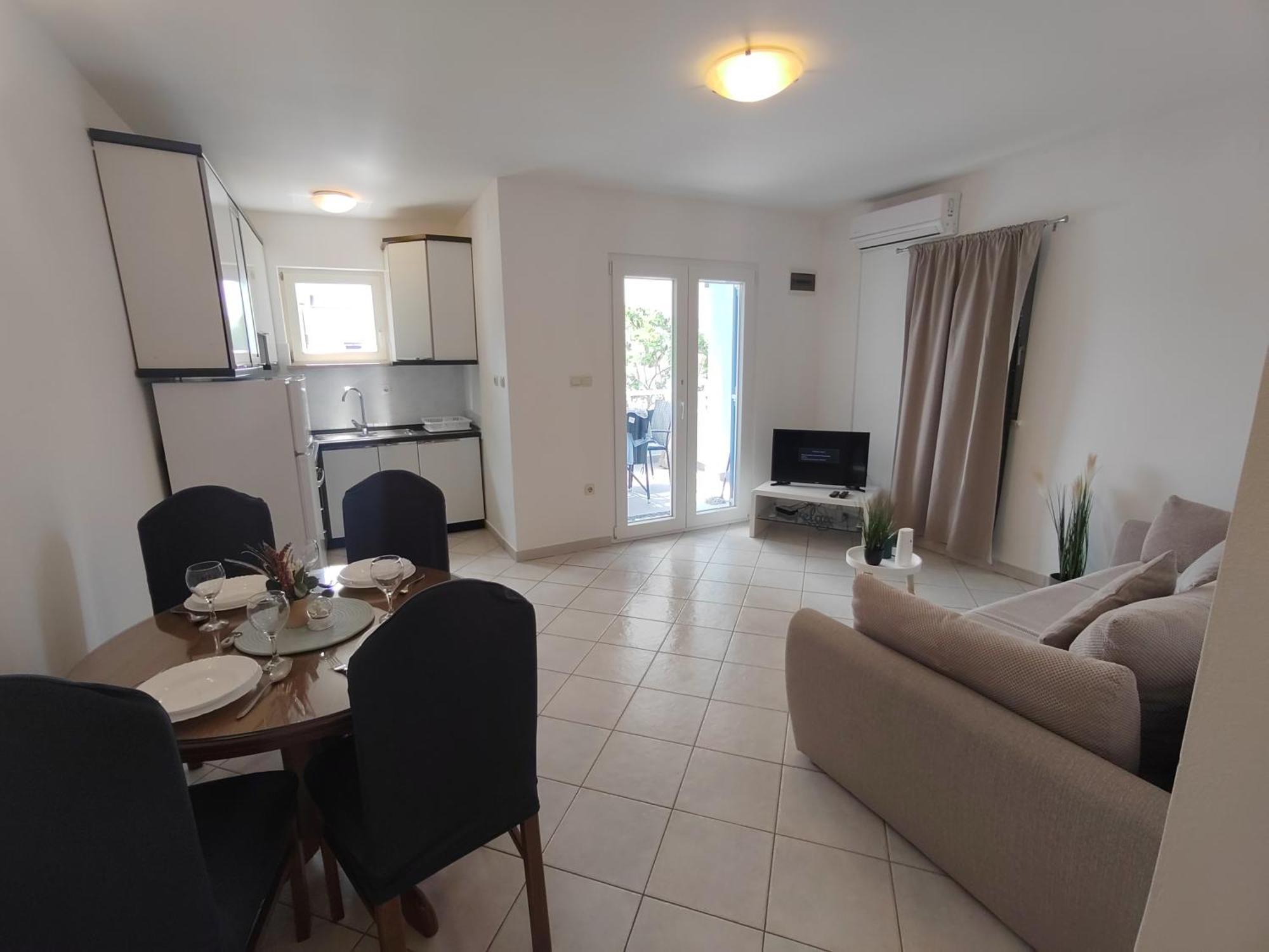 Apartman Karmen Apartment Srima Ngoại thất bức ảnh
